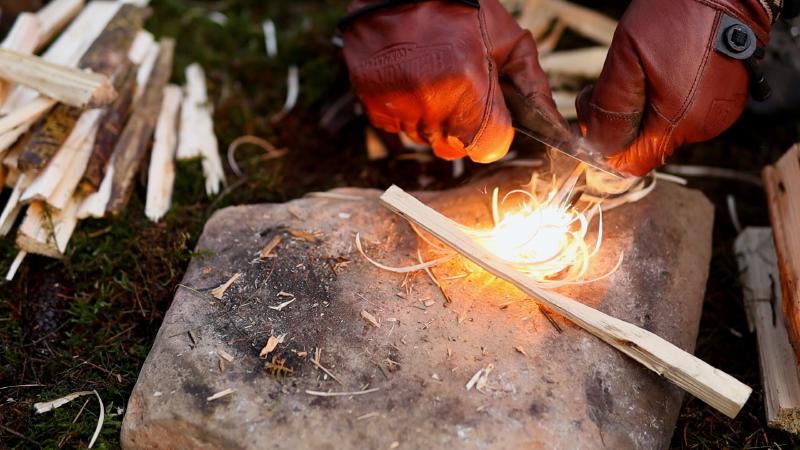Firesteel, feathersticks, done